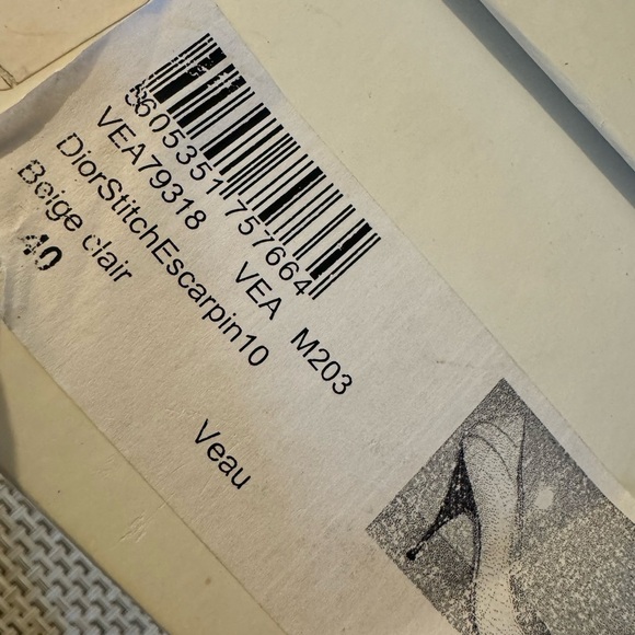 Dior Stitch Escarpin10
Beige Claire sz40 - Picture 6 of 12